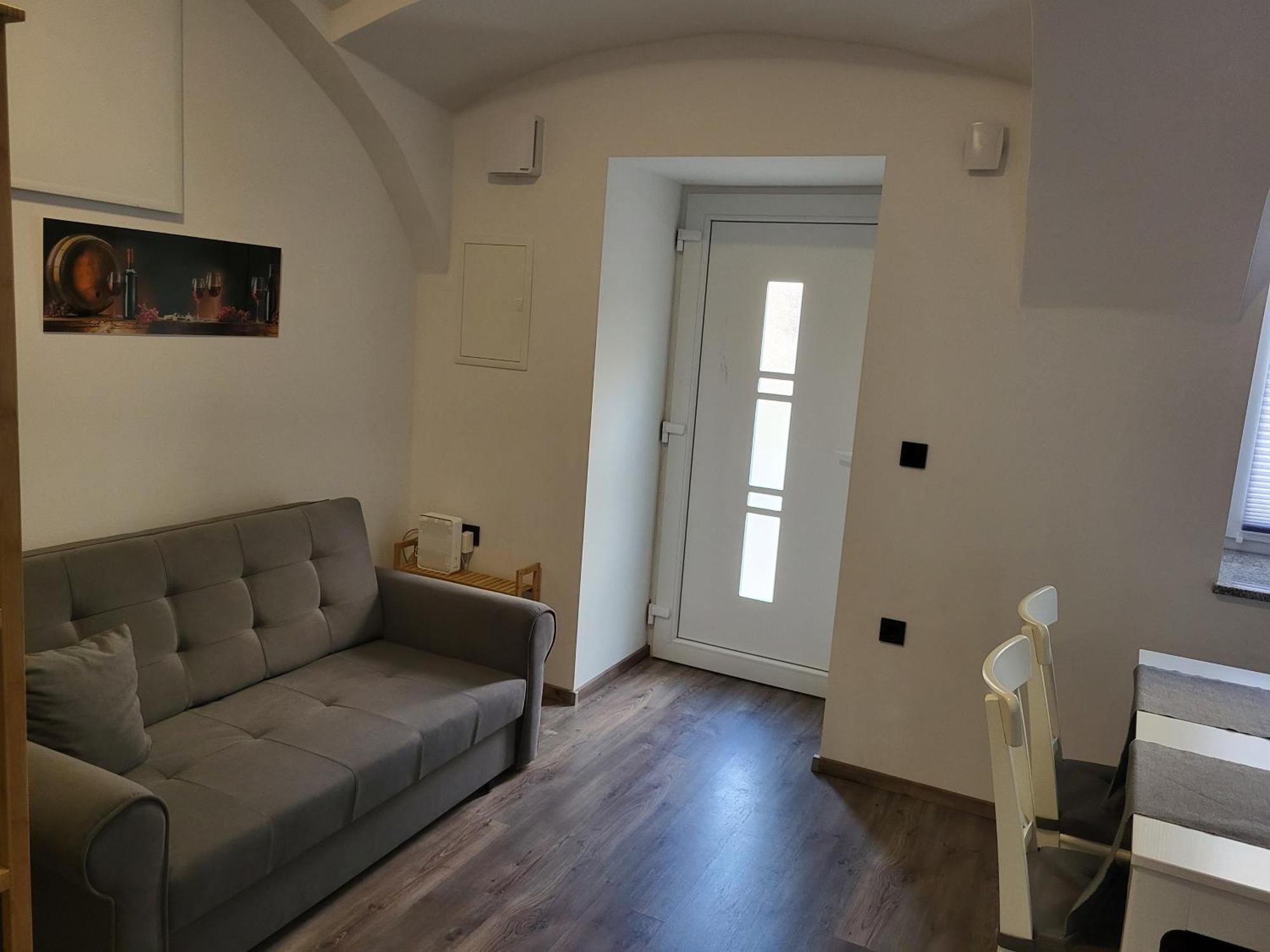 Apartment Mk